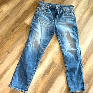 AE AirFlex+ Athletic Straight Jean